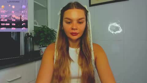 Snapshot of sweet_sabriina chatting on June 2026 06:44:01 AM Sabina online show from June 2026 06:44:01 AM
