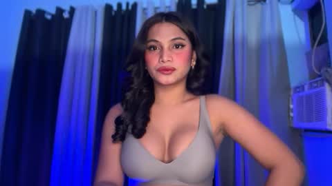 Snapshot of sweet_scarllet12 chatting on April 2026 03:55:02 PM SCARLLET online show from April 2026 03:55:02 PM