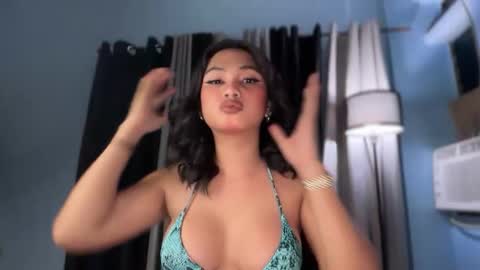 Snapshot of sweet_scarllet12 chatting on May 2026 04:13:02 PM SCARLLET online show from May 2026 04:13:02 PM