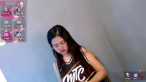 Snapshot of sweet_sirenxx chatting on January 2025 11:32:02 AM Leah online show from January 2025 11:32:02 AM