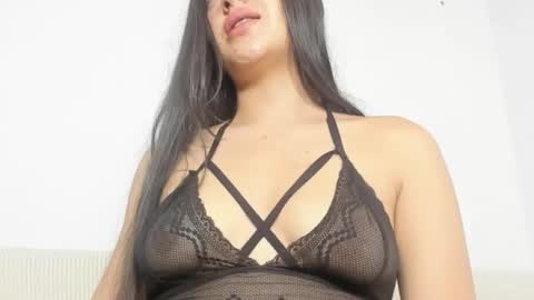 sweet_sophie_7 online show from December 2024 06:33:01 PM