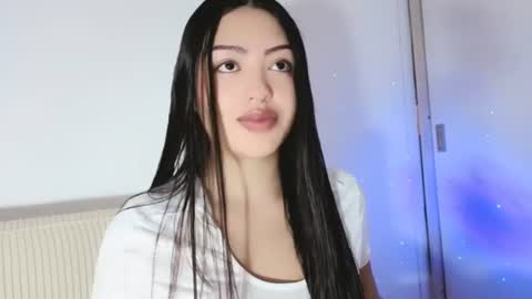 Snapshot of sweet_sophie_7 chatting on July 2026 01:48:02 AM sweet_sophie_7 online show from July 2026 01:48:02 AM