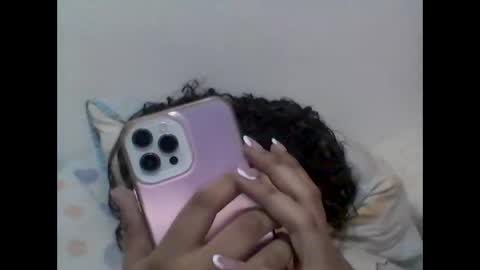 Snapshot of sweet_starxx chatting on March 2025 04:17:02 AM Yeileen online show from March 2025 04:17:02 AM