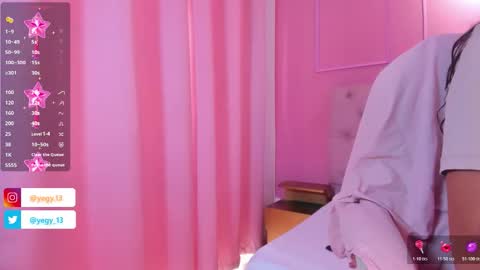 Snapshot of sweet_starxx chatting on October 2025 07:03:01 PM Yeileen online show from October 2025 07:03:01 PM