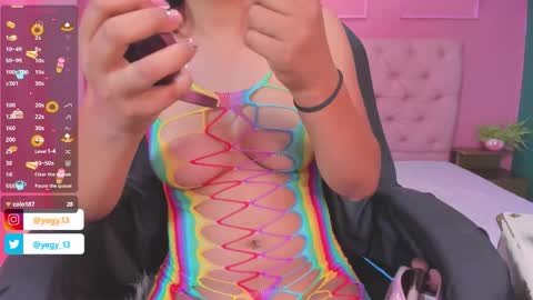 Snapshot of sweet_starxx chatting on December 2025 05:29:01 PM Yeileen online show from December 2025 05:29:01 PM