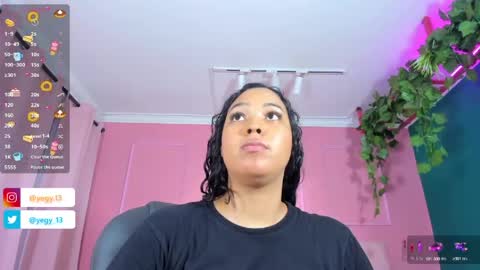 Snapshot of sweet_starxx chatting on May 2026 11:01:02 PM Yeileen online show from May 2026 11:01:02 PM