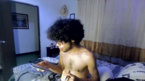 Snapshot of sweet_tippot chatting on February 2025 03:20:01 AM Tippot and Germaine online show from February 2025 03:20:01 AM