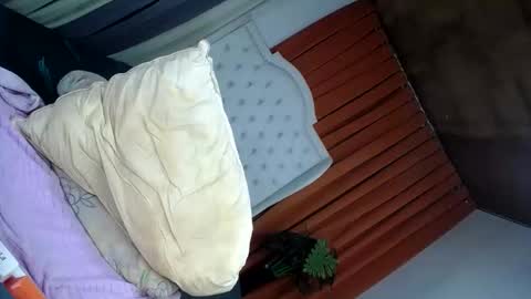 sweet_trexie online show from April 2026 12:52:01 AM