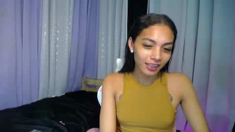 Snapshot of sweet_trishaxx chatting on February 2025 02:15:02 AM Trisha online show from February 2025 02:15:02 AM