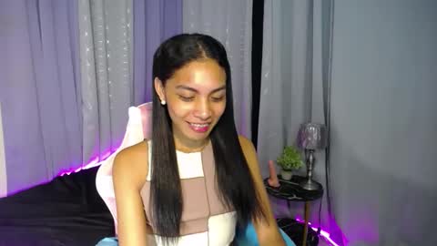 Snapshot of sweet_trishaxx chatting on March 2025 08:14:02 PM Trisha online show from March 2025 08:14:02 PM
