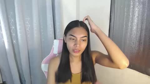 Snapshot of sweet_trishaxx chatting on October 2025 12:16:02 PM Trisha online show from October 2025 12:16:02 PM