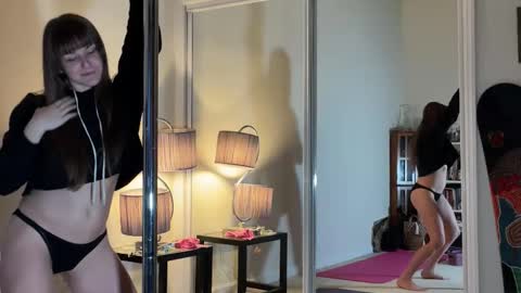 Heidi Brenner - Please check bio for schedule  FAQ online show from January 2026 12:33:02 PM