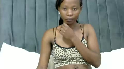 LIANAH online show from December 2025 07:20:02 PM