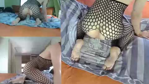 Snapshot of sweetanaldream chatting on May 2026 08:18:01 AM Deep Anal online show from May 2026 08:18:01 AM