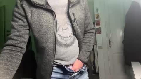 Snapshot of sweetandstrongjoy chatting on February 2025 09:48:02 PM sweetandstrongjoy online show from February 2025 09:48:02 PM