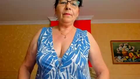 Snapshot of sweetangell69_ chatting on June 2026 03:48:02 AM Viorica online show from June 2026 03:48:02 AM