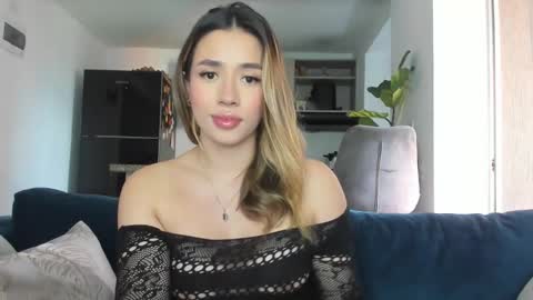 Camila online show from February 2025 01:02:01 PM