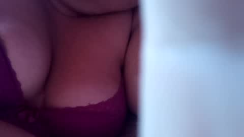 sweetapple808216 online show from March 2025 10:32:02 AM