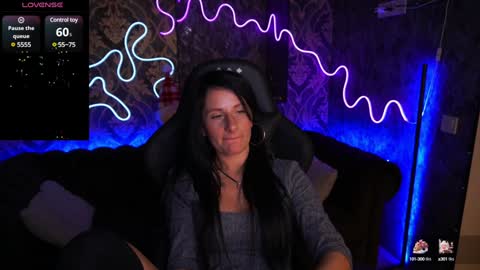 Arina online show from December 2024 10:37:02 AM