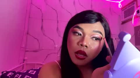 Leith Madrigal online show from October 2025 06:58:02 PM