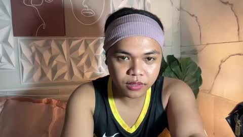 Leith Madrigal online show from March 2026 01:33:01 PM