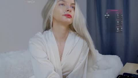 sweetbabyxx2021 online show from February 2025 04:05:02 AM