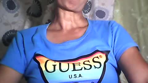 Snapshot of sweetbella24 chatting on July 2026 11:49:02 AM im anne online show from July 2026 11:49:02 AM
