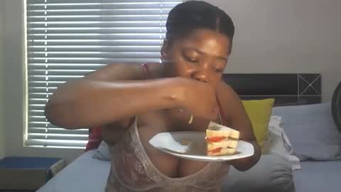 sweetberrybliss online show from September 2025 07:52:02 AM