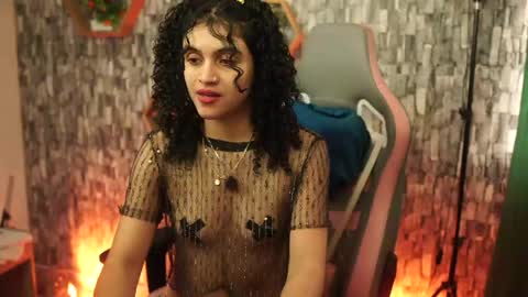 Snapshot of sweetbonii chatting on April 2026 08:44:01 PM Salom independent model online show from April 2026 08:44:01 PM