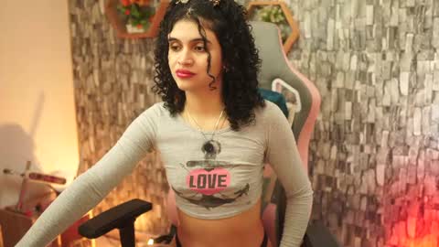 Snapshot of sweetbonii chatting on July 2026 07:27:02 PM Salom independent model online show from July 2026 07:27:02 PM