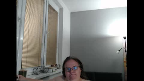 Snapshot of sweetboobs85h chatting on May 2026 07:31:02 PM Sweetboobs85h online show from May 2026 07:31:02 PM