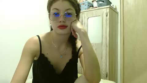 sweetcalm_ online show from July 2026 04:05:02 AM