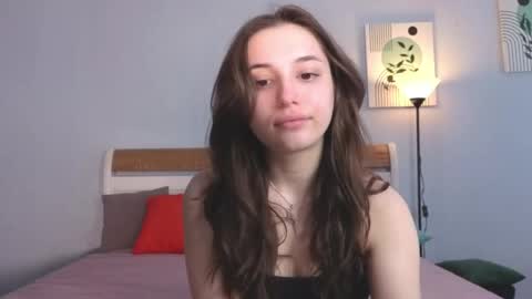Snapshot of sweetcats_meow chatting on June 2026 11:47:01 AM Eva and Cherry online show from June 2026 11:47:01 AM
