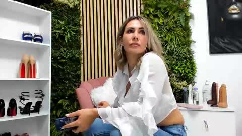 Cherry online show from September 2025 06:15:02 AM