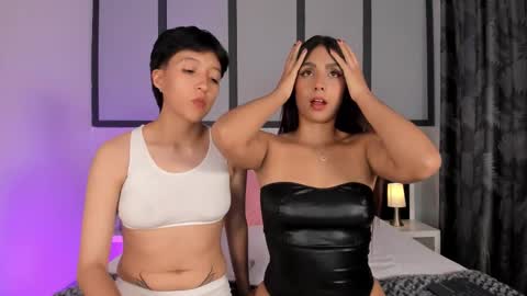 Eva Short hair girl  - Victoria Long red hair online show from February 2026 08:54:01 PM