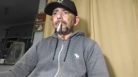 sweetcuervo independent model online show from April 2026 02:44:01 AM