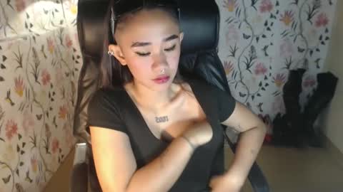 Danni online show from December 2024 02:27:01 PM