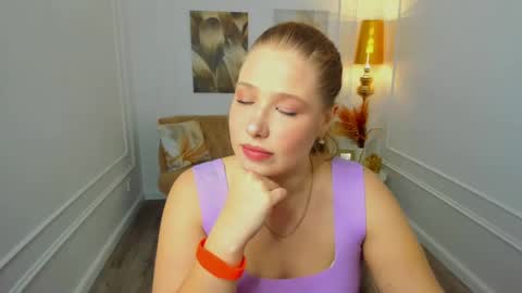 Snapshot of sweetdaylight chatting on May 2026 05:40:01 PM sweetdaylight online show from May 2026 05:40:01 PM