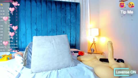 Snapshot of sweetebony_69 chatting on January 2025 03:30:02 PM Mia online show from January 2025 03:30:02 PM