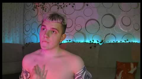 Justin online show from March 2026 07:36:02 PM