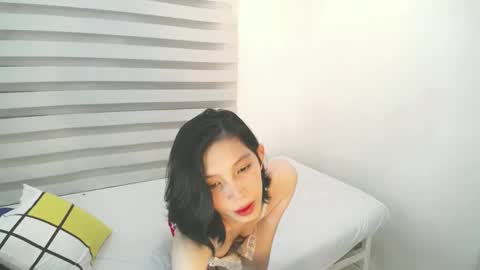 Snapshot of sweetestcelest chatting on May 2026 12:05:01 AM Celest online show from May 2026 12:05:01 AM