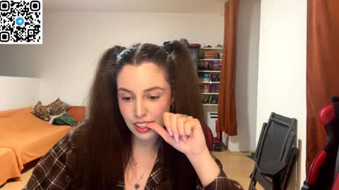 Snapshot of sweetfenomen67 chatting on June 2026 07:09:02 PM Joanna online show from June 2026 07:09:02 PM