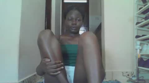 Snapshot of sweetgal2025 chatting on March 2026 06:30:01 AM EUNICE online show from March 2026 06:30:01 AM