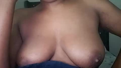 Sandy online show from February 2025 06:42:01 PM