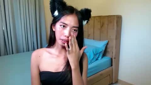sweetgirl_daphne online show from April 2026 06:19:02 AM