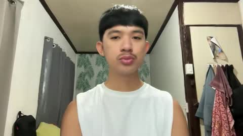 Snapshot of sweetguy102103 chatting on January 2026 12:16:02 AM khrayan online show from January 2026 12:16:02 AM