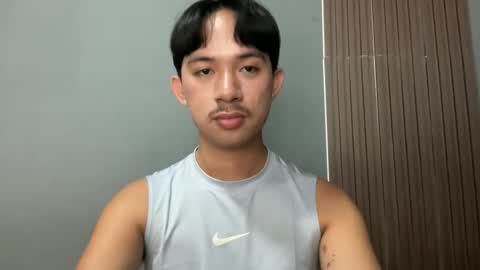 Snapshot of sweetguy102103 chatting on February 2026 02:53:01 AM khrayan online show from February 2026 02:53:01 AM