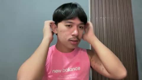 Snapshot of sweetguy102103 chatting on February 2026 06:28:02 AM khrayan online show from February 2026 06:28:02 AM