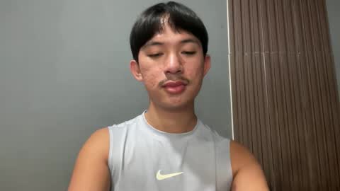 Snapshot of sweetguy102103 chatting on February 2026 07:59:02 AM khrayan online show from February 2026 07:59:02 AM