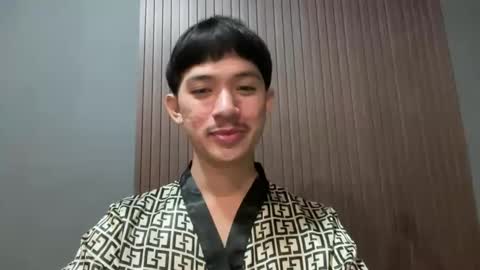 Snapshot of sweetguy102103 chatting on March 2026 02:08:01 PM khrayan online show from March 2026 02:08:01 PM